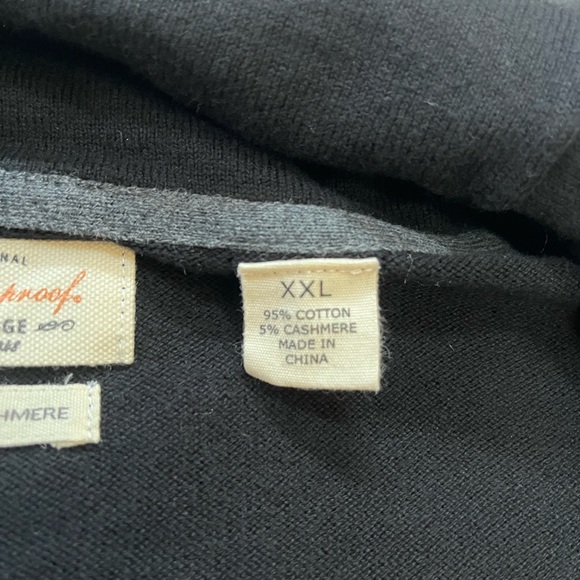 Never worn! Brown University Crest . Black sweater ladies XXL COTTON CASHMERE - Picture 8 of 11